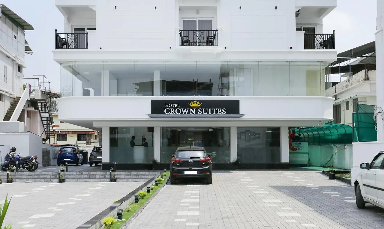 Hotel Crown Suites Kochi