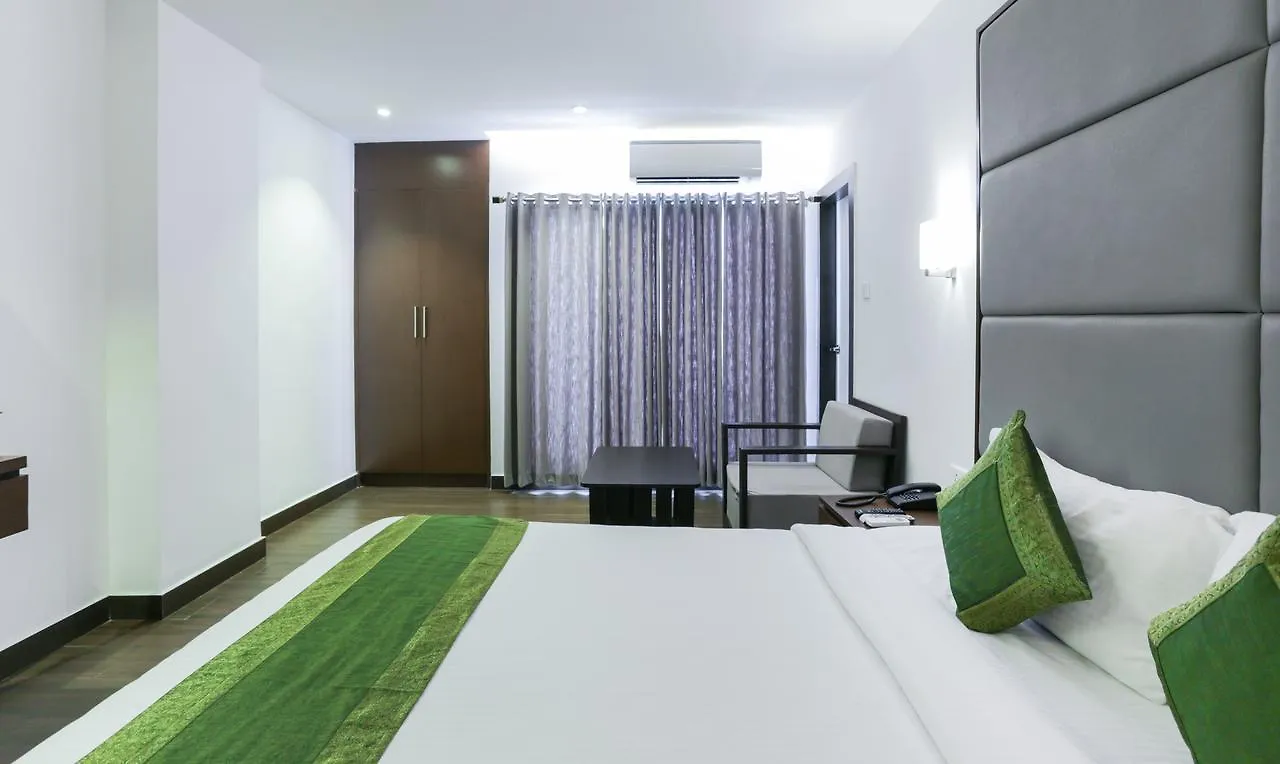 Hotel Crown Suites Kochi