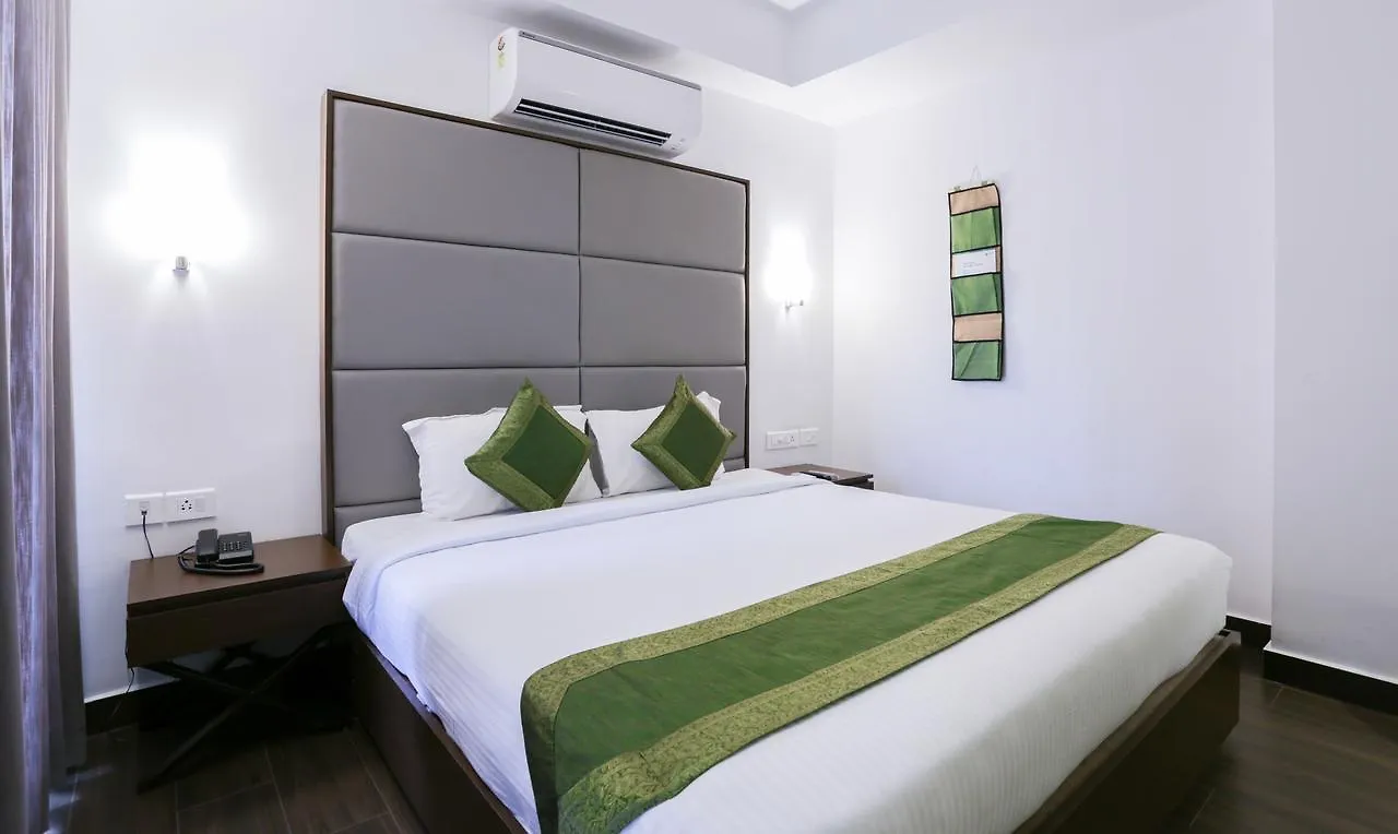 Hotel Crown Suites Kochi