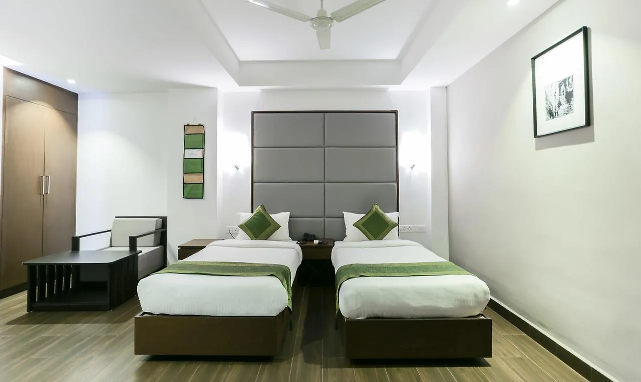 Hotel Crown Suites Kochi